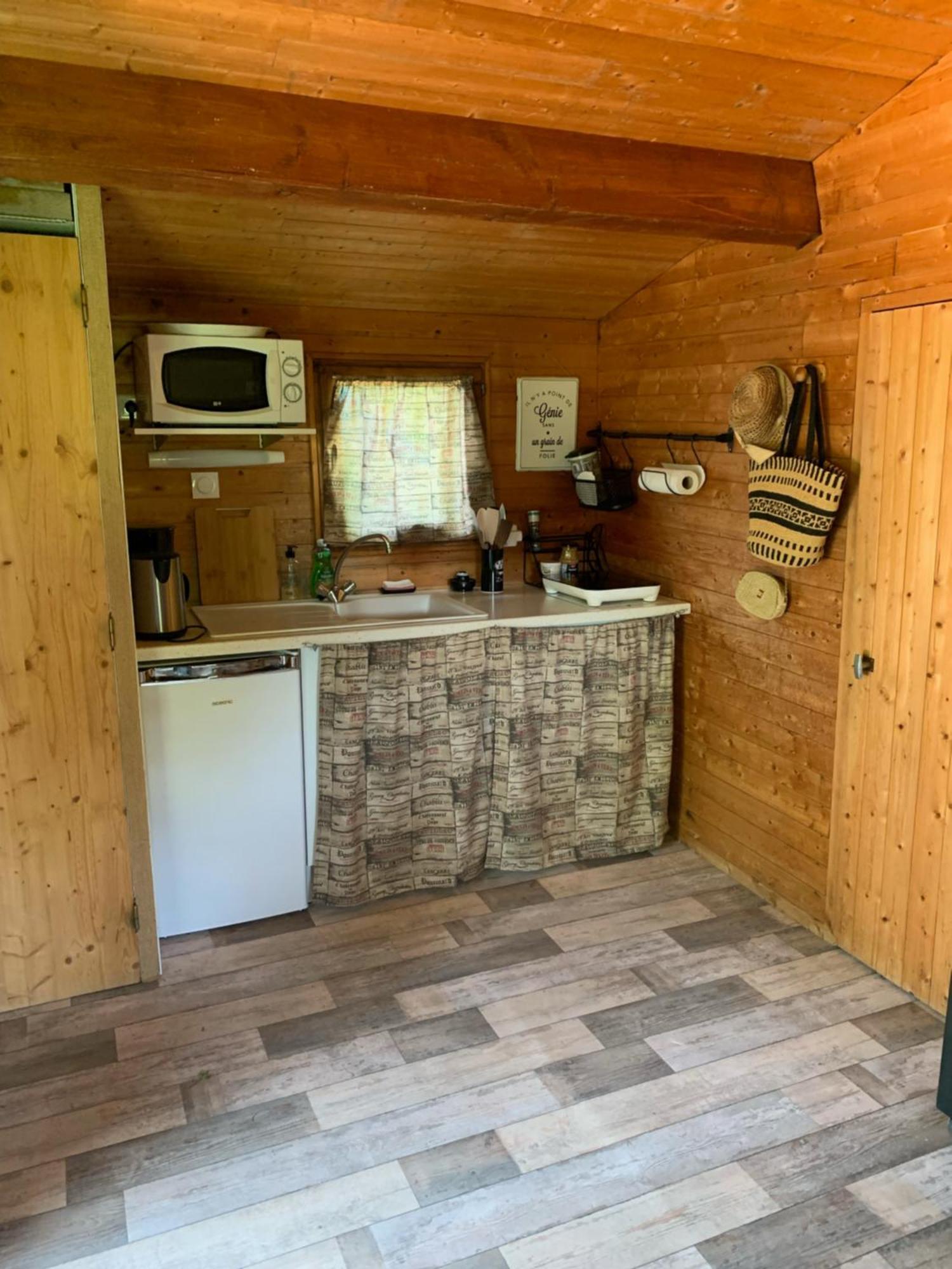 Les Petits Chalets De Dudu La Voulte-sur-Rhone Eksteriør bilde