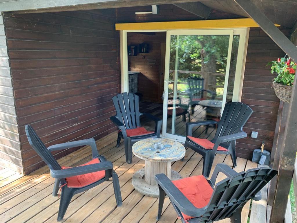 Les Petits Chalets De Dudu La Voulte-sur-Rhone Rom bilde